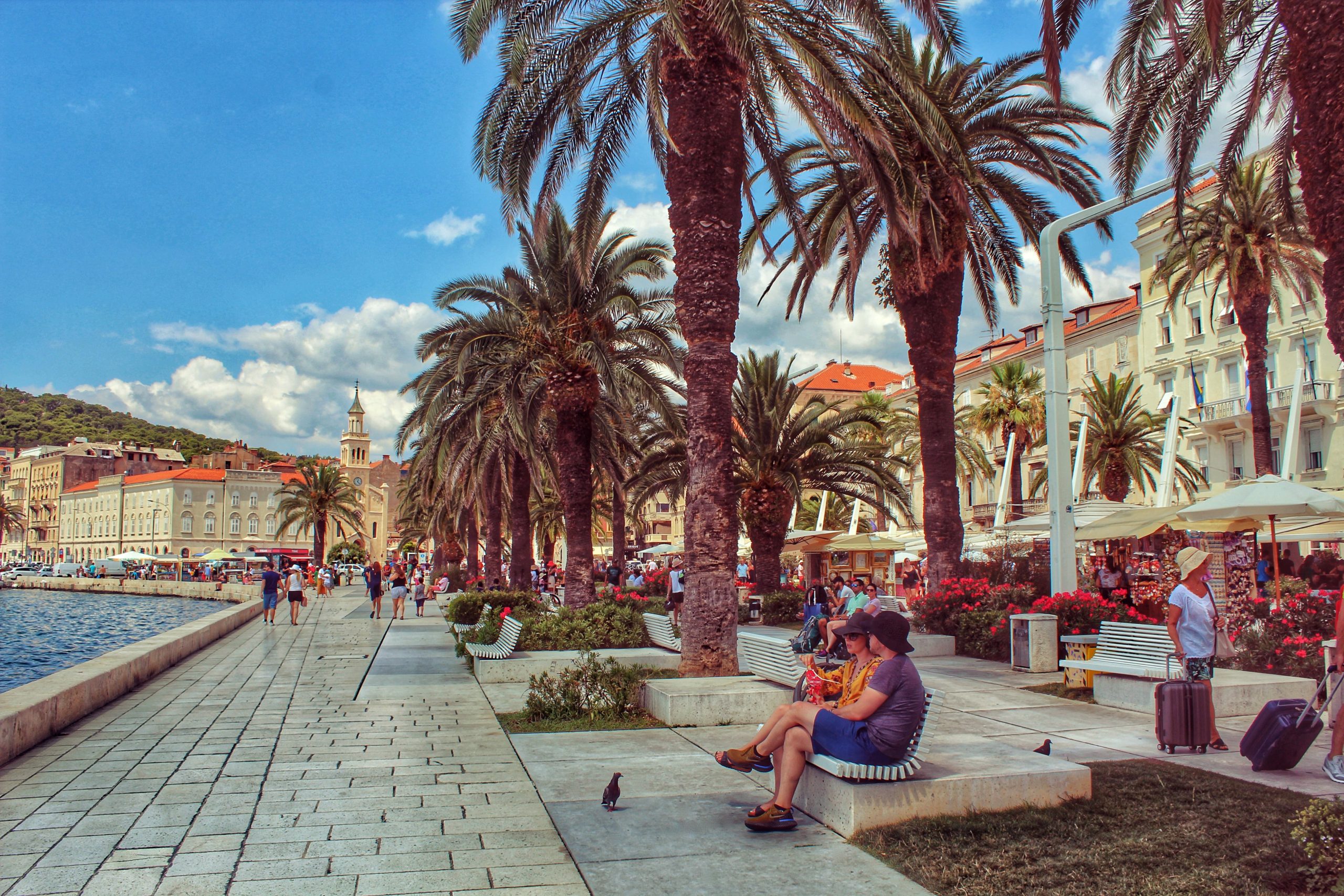 Explore 1700-year-old town of Split with e-bikes